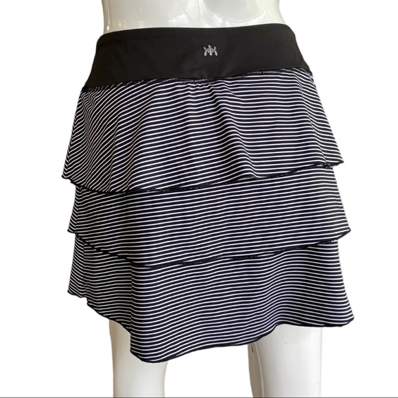 Kyodan Black & White Striped Tennis, Golf, Pickle Ball Skirt, Skort. Size Medium - Picture 3 of 6